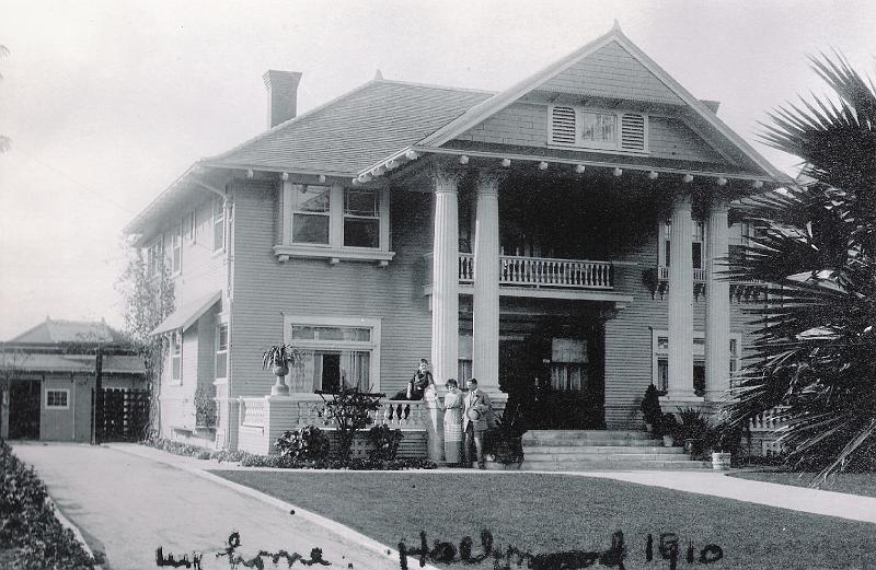 1910 Namara at home in Hollywood with parents.jpg